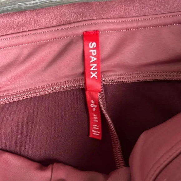 NEW Spanx Rich Rose Faux Suede Leggings Pants - Picture 8 of 13